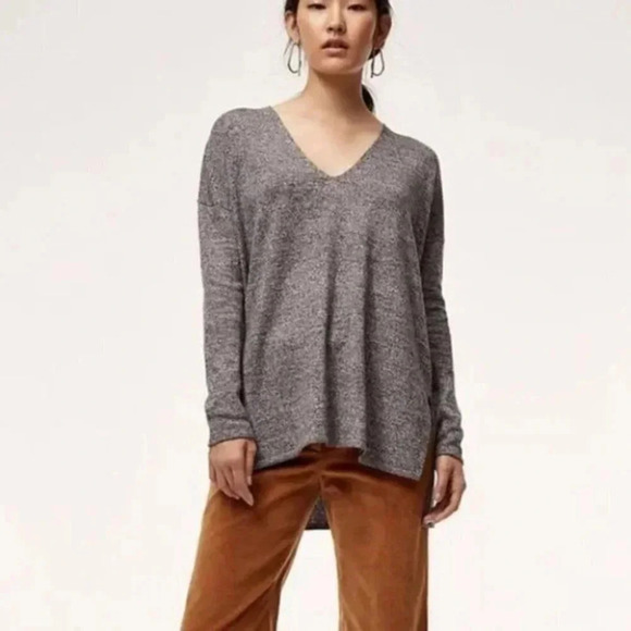 Aritzia Babaton Erin Sweater in Charcoal Gray Minimalist Size Small‎ - Picture 1 of 7